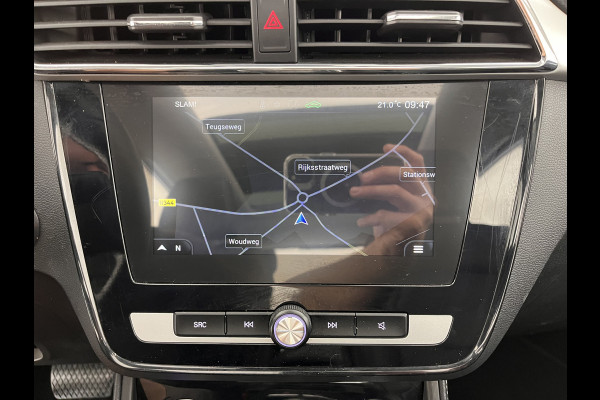 MG Mg Zs EV Luxury 45 kWh (INCL-BTW) *PANO | FULL-LEATHER | CCS-FASTLOADER | KEYLESS | NAVI-FULLMAP | ADAPTIVE-CRUISE | CAMERA | HEATED-SPORT-SEATS | CARPLAY | BLINDSPOT | DAB | LANE-ASSIST | 17"ALU*