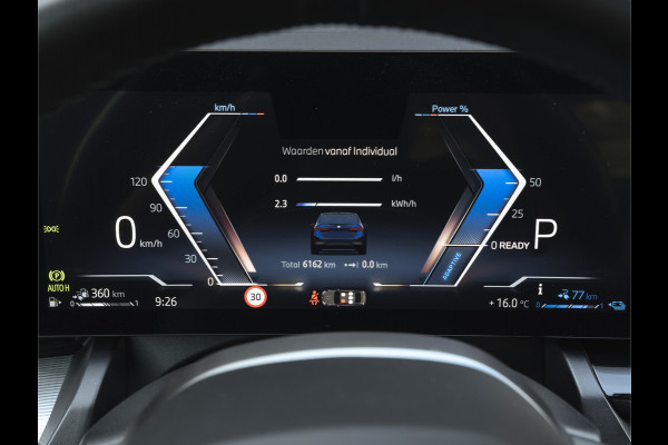 BMW 5 Serie 530e M-Sport Pro - Pano - ACC - Harman Kardon - Head-up - Iconic Glow Exterieur