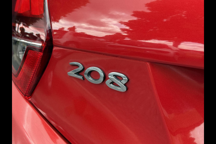 Peugeot 208 1.2 PureTech Signature Navi,Airco,Cruise,PDC,Trekhaak,Carplay,Elek ramen,N.A.P,Nieuwe APK bij Aflevering