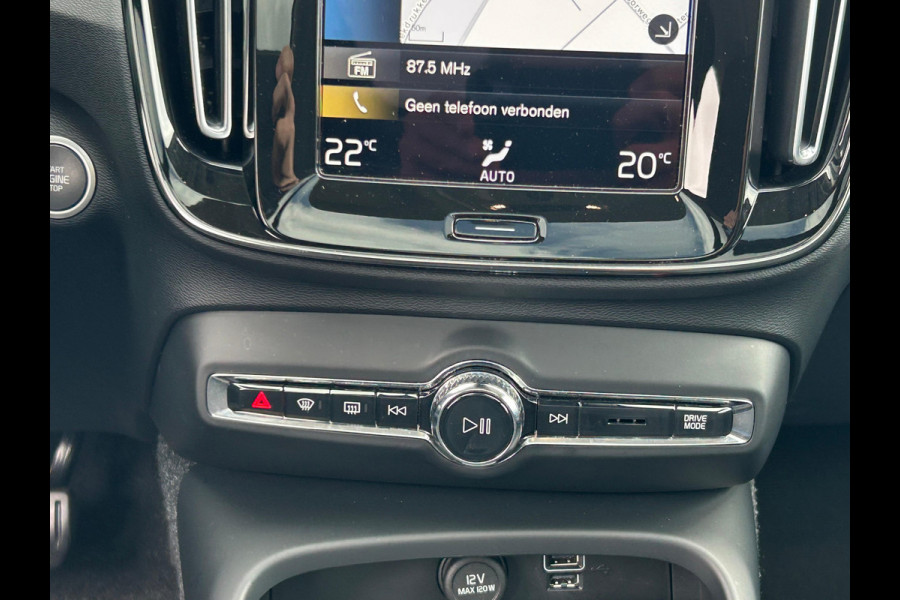 Volvo XC40 1.5 T2 Business Pro NL AUTO | PANO | 360 GRADEN CAMERA | TREKHAAK | CARPLAY |
