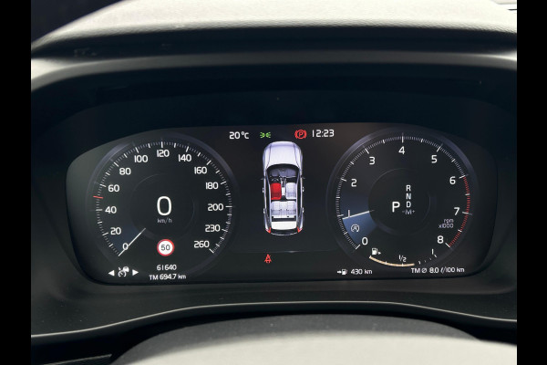 Volvo XC40 1.5 T2 Business Pro NL AUTO | PANO | 360 GRADEN CAMERA | TREKHAAK | CARPLAY |