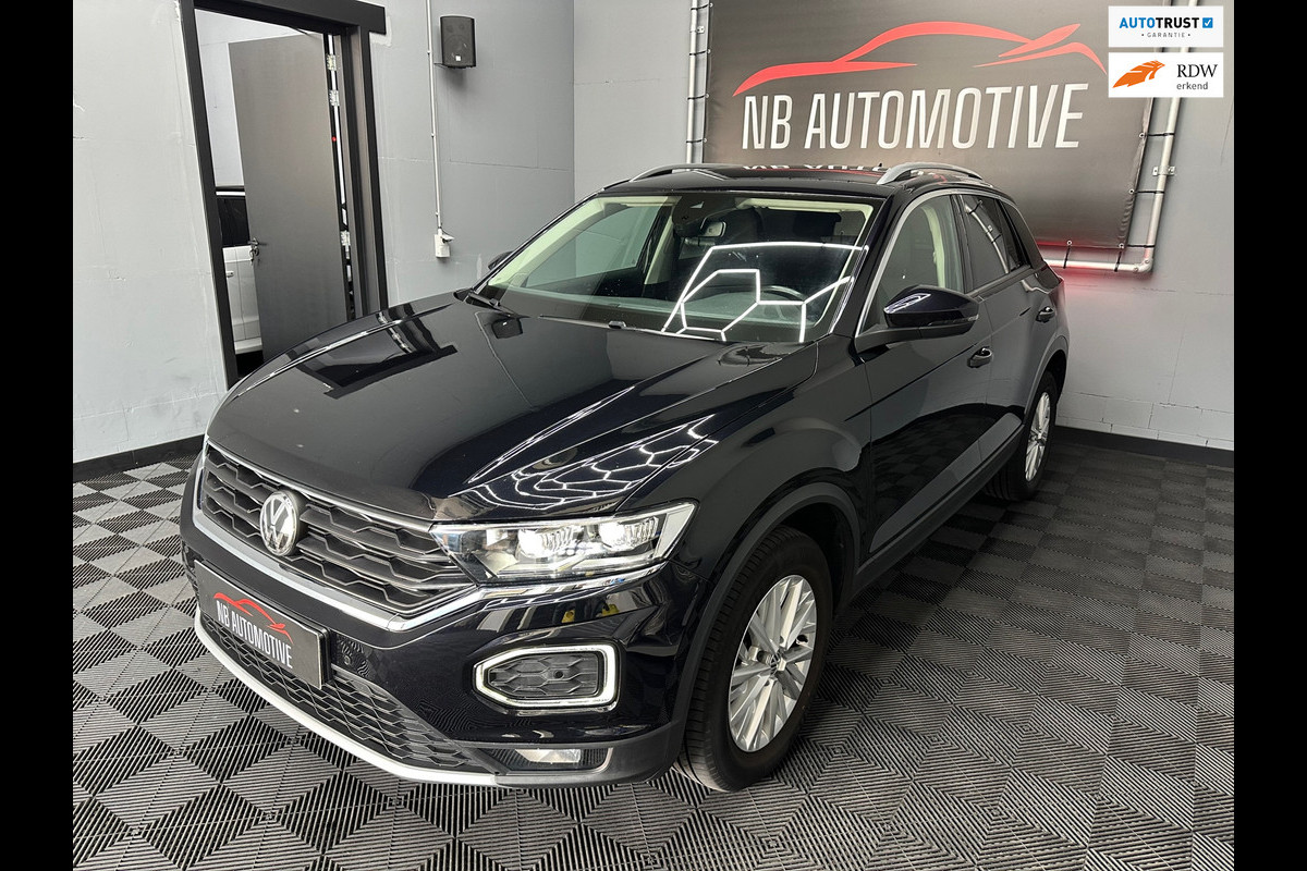 Volkswagen T-Roc 1.5 TSI Style Aut Volkswagen T-Roc 1.5 TSI Style Aut