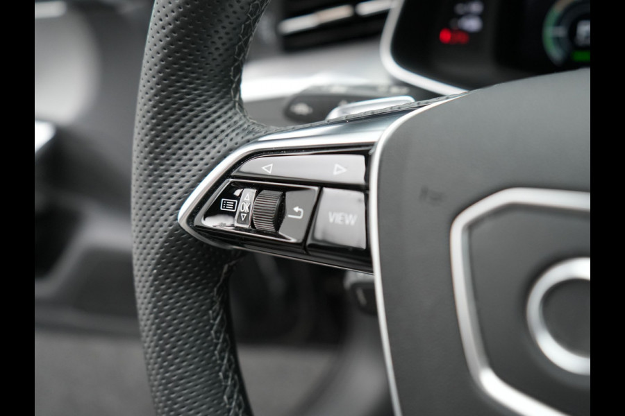 Audi A6 Avant 55 TFSI e Quattro S Line Plug In Hybrid 367pk PHEV | Panodak | Adaptive Cruise | Virtual | 19"L.M | Sportstoelen Verwarmd | 19"L.M  | Camera | Parkeerassistent |