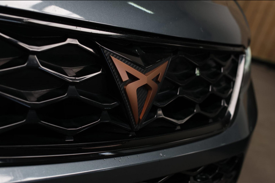 CUPRA Ateca 2.0 TSI 4DRIVE *Pano*Beats*Kuipstoelen*360 Camera*Trekhaak*