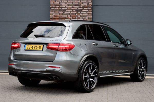 Mercedes-Benz GLC AMG 43 4MATIC | Luchtvering | Distronic+ | Memory | Panoramadak | Head-Up | Burmester | Stoelventilatie | Surround Camera | Nightpakket | Keyless-Go |