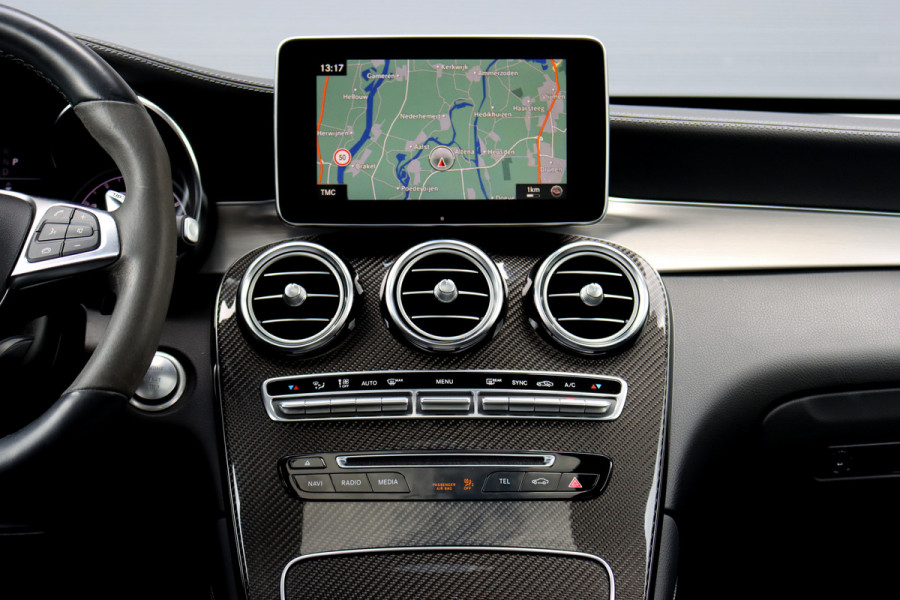 Mercedes-Benz GLC AMG 43 4MATIC | Luchtvering | Distronic+ | Memory | Panoramadak | Head-Up | Burmester | Stoelventilatie | Surround Camera | Nightpakket | Keyless-Go |