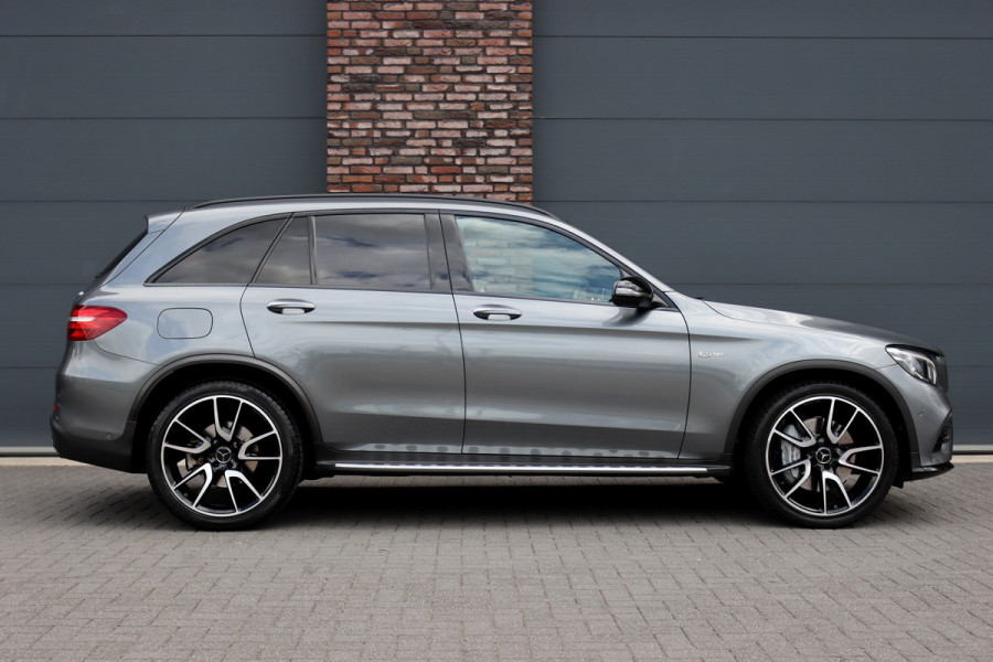 Mercedes-Benz GLC AMG 43 4MATIC | Luchtvering | Distronic+ | Memory | Panoramadak | Head-Up | Burmester | Stoelventilatie | Surround Camera | Nightpakket | Keyless-Go |