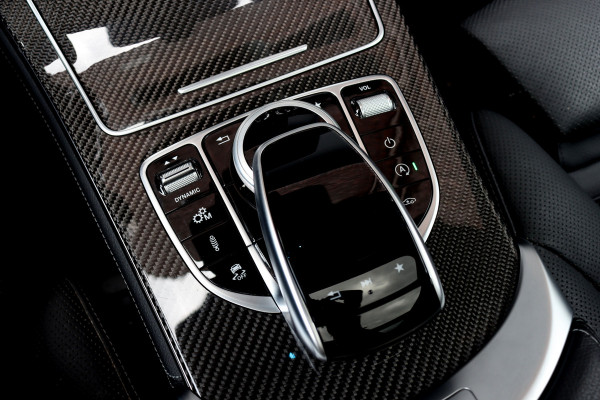 Mercedes-Benz GLC AMG 43 4MATIC | Luchtvering | Distronic+ | Memory | Panoramadak | Head-Up | Burmester | Stoelventilatie | Surround Camera | Nightpakket | Keyless-Go |