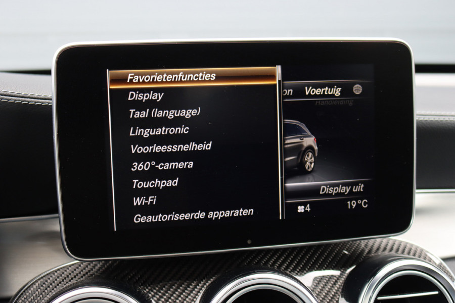 Mercedes-Benz GLC AMG 43 4MATIC | Luchtvering | Distronic+ | Memory | Panoramadak | Head-Up | Burmester | Stoelventilatie | Surround Camera | Nightpakket | Keyless-Go |