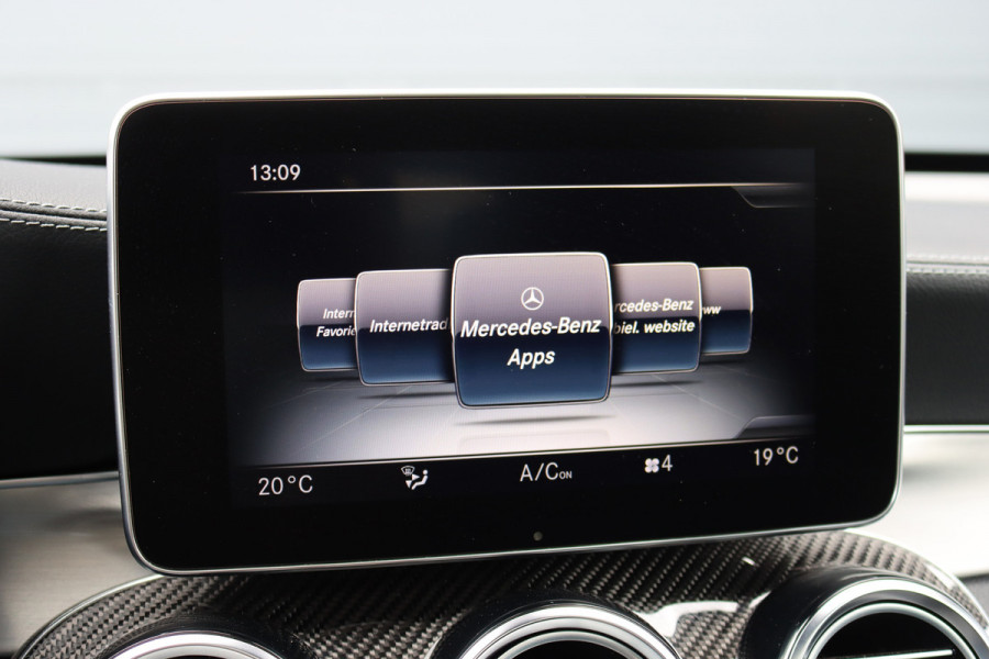 Mercedes-Benz GLC AMG 43 4MATIC | Luchtvering | Distronic+ | Memory | Panoramadak | Head-Up | Burmester | Stoelventilatie | Surround Camera | Nightpakket | Keyless-Go |