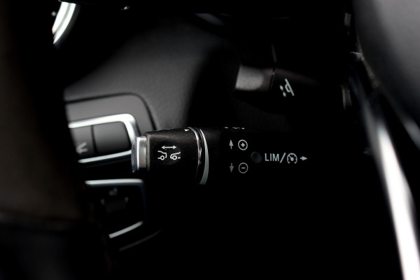 Mercedes-Benz GLC AMG 43 4MATIC | Luchtvering | Distronic+ | Memory | Panoramadak | Head-Up | Burmester | Stoelventilatie | Surround Camera | Nightpakket | Keyless-Go |