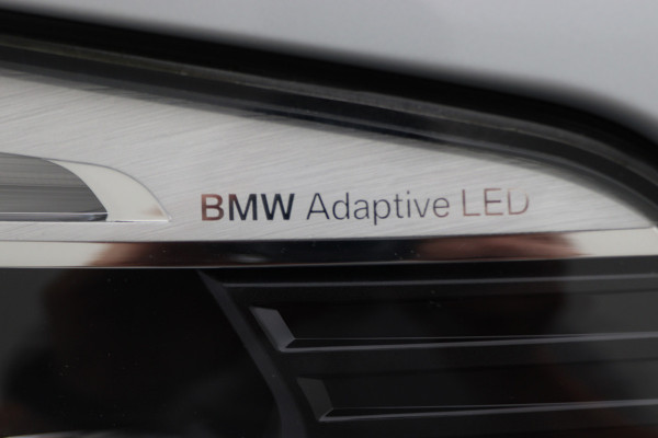 BMW 5 Serie Touring 520i High Executive Leer, Head-Up, Elektrische Stoelen, Navigatie, Bluetooth, PDC, Trekhaak, 18''