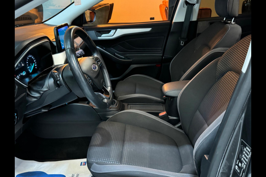 Ford Focus 1.0 EcoBoost Hybrid Titanium X Business Garantie Camera StuurVW StoelVW Adoptieve Cruise Lane Navi Clima Led Rijklaar