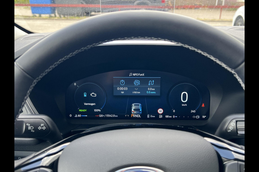 Ford Kuga 2.5 PHEV Active X 243pk | Driver Assistance Pack | Wegklapbare Trekhaak | Technology Pack | Winterpack | AGR Stoelen | 2.100kg Trekgewicht | Verlengde Fabrieksgarantie tot 08-2028