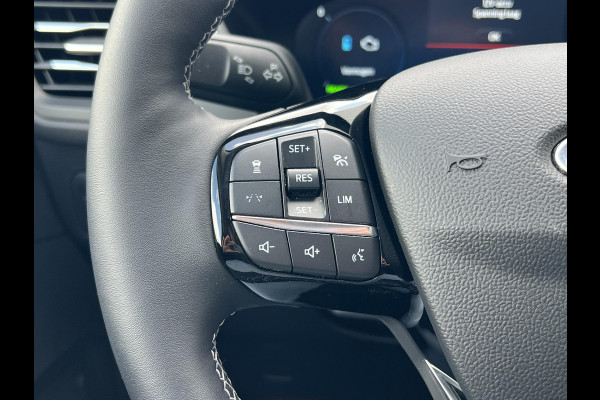 Ford Kuga 2.5 PHEV Active X 243pk | Driver Assistance Pack | Wegklapbare Trekhaak | Technology Pack | Winterpack | AGR Stoelen | 2.100kg Trekgewicht | Verlengde Fabrieksgarantie tot 08-2028