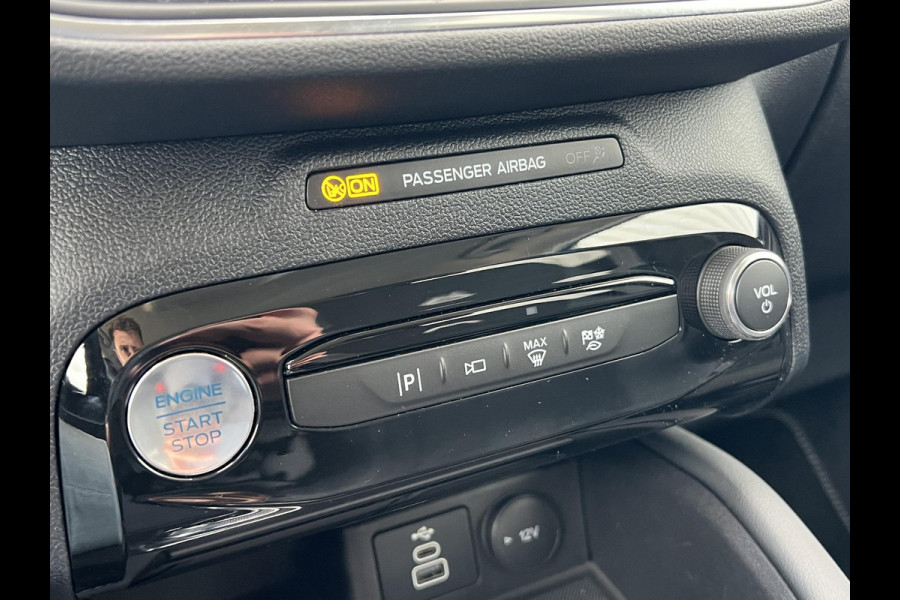 Ford Kuga 2.5 PHEV Active X 243pk | Driver Assistance Pack | Wegklapbare Trekhaak | Technology Pack | Winterpack | AGR Stoelen | 2.100kg Trekgewicht | Verlengde Fabrieksgarantie tot 08-2028