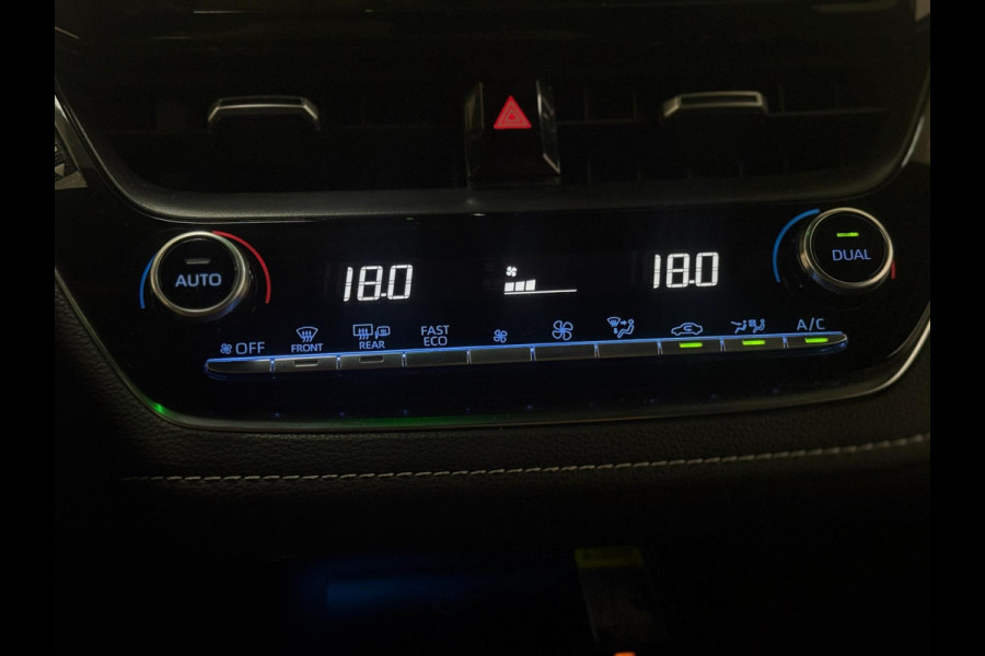 Toyota Corolla Touring Sports 1.8 Hybrid Dynamic | LED | Navi | Apple CarPlay | Trekhaak | Camera | Half Leder