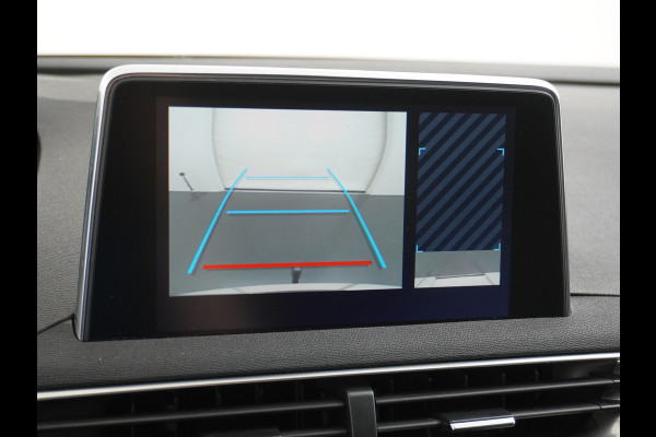 Peugeot 3008 1.6-E-THP 165PK AUT. Navi Adapt-Cruise Apple Carplay Android 1/2 Leer 18" Ecc 360°Camera Trekhaak PDC Elek.Achterklep DAB Connec Led Keyless Lane Departure Privacy Glas Regen-Lichtsensor Pack Drive Assist Pack City 1 Bluetooth Lmv 18" €40.000 Nieuwprijs Origineel Nederlandse auto