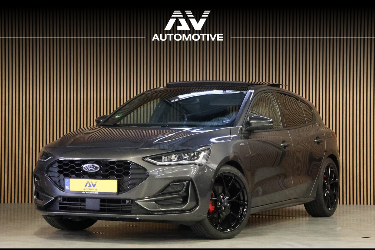 Ford Focus 1.0 EcoBoost 155 PK Hybrid ST Line | Panoramadak | Lederen bekleding | B&O Sound | ACC | Blind Spot | Camera | CarPlay | Elek. verstelbare stoelen | Trekhaak | Stoelverwarming | Stuurwielverwarming | BTW Auto | Fabrieksgarantie tot 07-2028 Ford Focus 1.0 EcoBoost 155 PK Hybrid ST Line | Panoramadak | Lederen bekleding | B&O Sound | ACC | Blind Spot | Camera | CarPlay | Elek. verstelbare stoelen | Trekhaak | Stoelverwarming | Stuurwielverwarming | BTW Auto | Fabrieksgarantie tot 07-2028