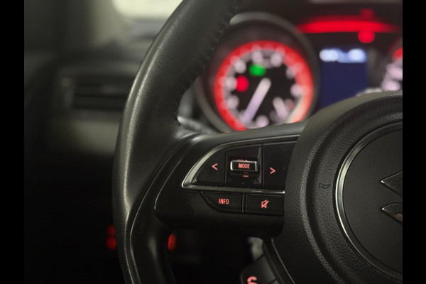 Suzuki Swift 1.2 Smart Hybrid Style | LED | Navigatie | Camera | Stoelverwarming | Airco | Bluetooth | Rijklaar