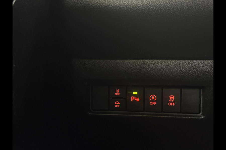 Suzuki Swift 1.2 Smart Hybrid Style | LED | Navigatie | Camera | Stoelverwarming | Airco | Bluetooth | Rijklaar