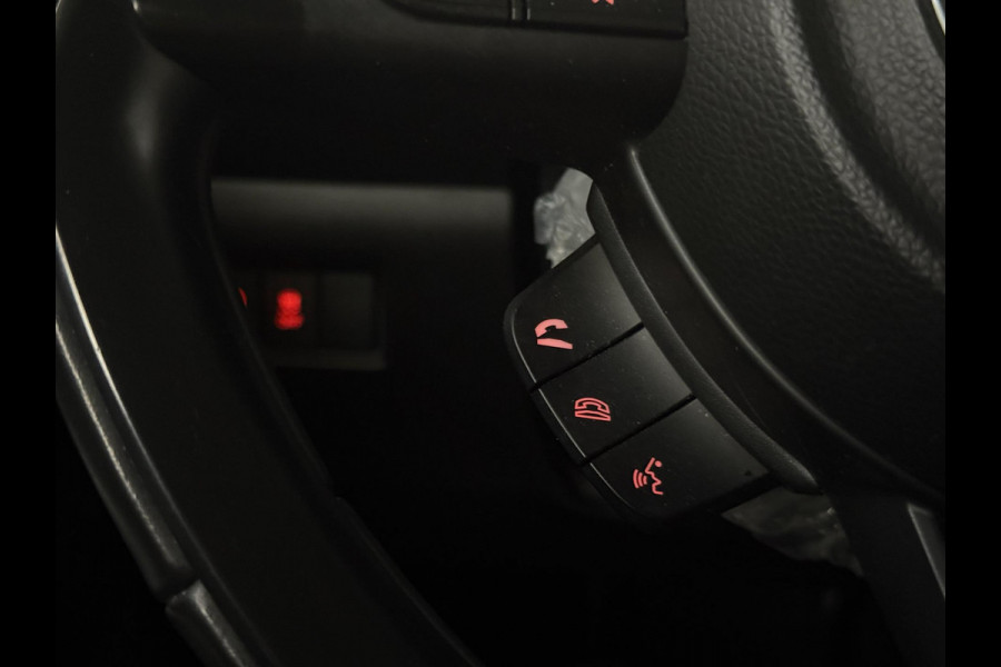Suzuki Swift 1.2 Smart Hybrid Style | LED | Navigatie | Camera | Stoelverwarming | Airco | Bluetooth | Rijklaar