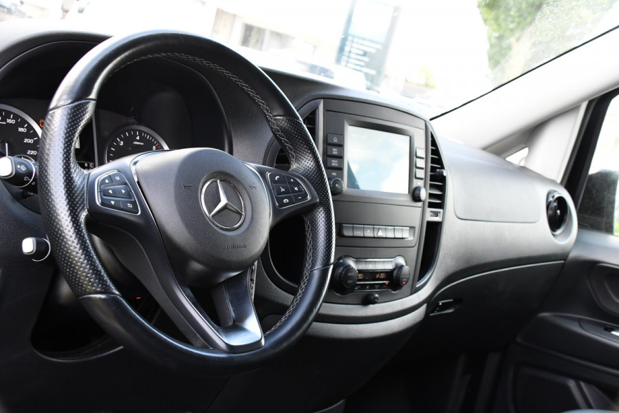 Mercedes-Benz Vito 114 CDI Lang DC Black Edition Camera, Cruise, Carplay, 190PK, Automaat, 2 x Schuifdeur, Leder, LED, Uniek!