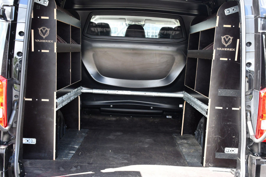 Mercedes-Benz Vito 114 CDI Lang DC Black Edition Camera, Cruise, Carplay, 190PK, Automaat, 2 x Schuifdeur, Leder, LED, Uniek!
