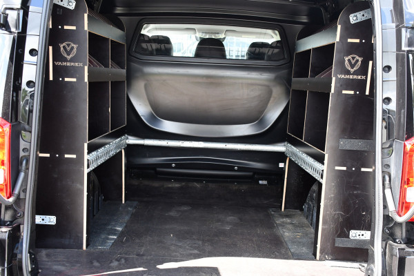 Mercedes-Benz Vito 114 CDI Lang DC Black Edition Camera, Cruise, Carplay, 190PK, Automaat, 2 x Schuifdeur, Leder, LED, Uniek!