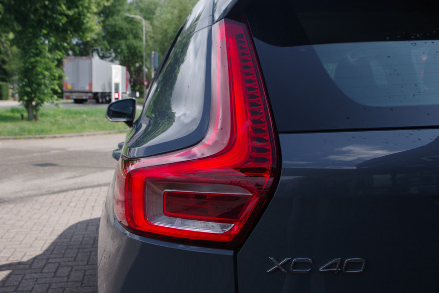 Volvo XC40 1.5 T5 Recharge 263 PK Business Pro PHEV, 360 Camera, LED, 18" LM