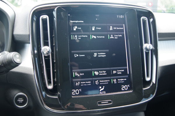 Volvo XC40 1.5 T5 Recharge 263 PK Business Pro PHEV, 360 Camera, LED, 18" LM