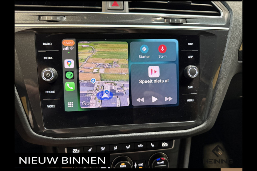 Volkswagen Tiguan 1.5 TSI ACT Highline Business R. DSG Automaat. Panoramadak. Camera. Apple-carplay. Navi 82000 km met NAP !!