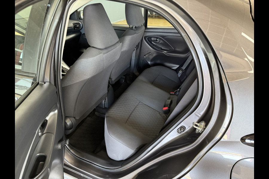 Toyota Yaris 1.5 VVT-i Business Plus | Camera | Carplay