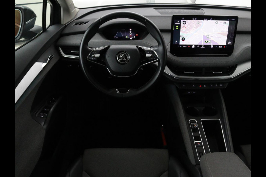 Škoda ENYAQ iV 60 | Trekhaak | Camera | Sfeerverlichting | Carplay | Full LED | Navigatie | Cruise control | Bluetooth | Parkeerhulp | DAB