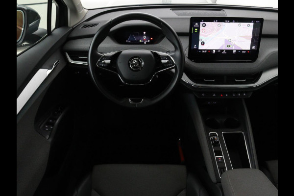 Škoda ENYAQ iV 60 | Trekhaak | Camera | Sfeerverlichting | Carplay | Full LED | Navigatie | Cruise control | Bluetooth | Parkeerhulp | DAB