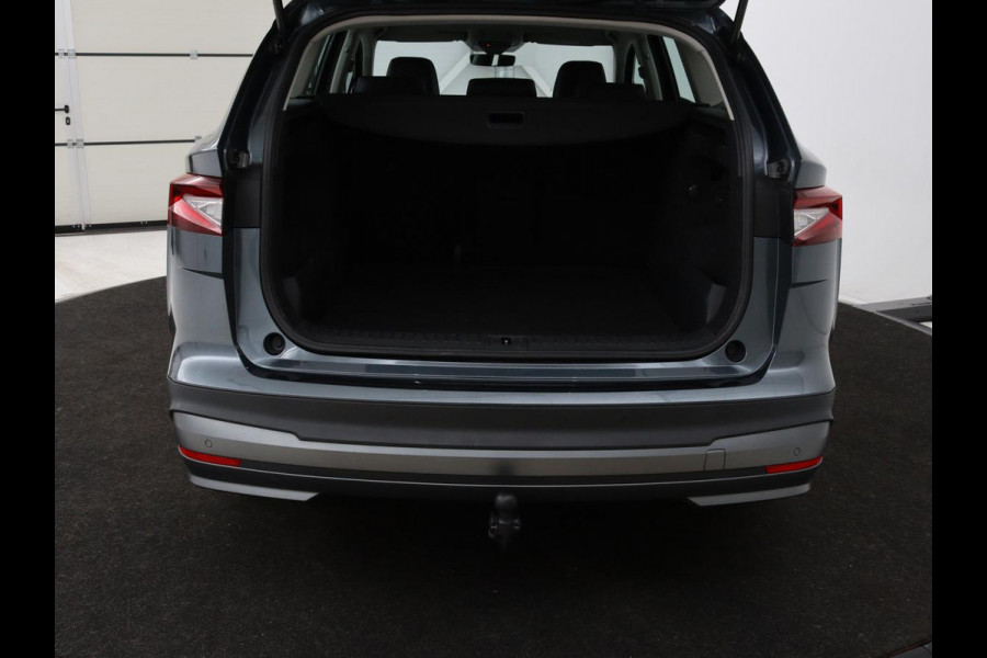 Škoda ENYAQ iV 60 | Trekhaak | Camera | Sfeerverlichting | Carplay | Full LED | Navigatie | Cruise control | Bluetooth | Parkeerhulp | DAB