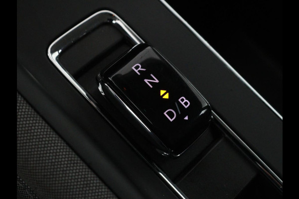 Škoda ENYAQ iV 60 | Trekhaak | Camera | Sfeerverlichting | Carplay | Full LED | Navigatie | Cruise control | Bluetooth | Parkeerhulp | DAB