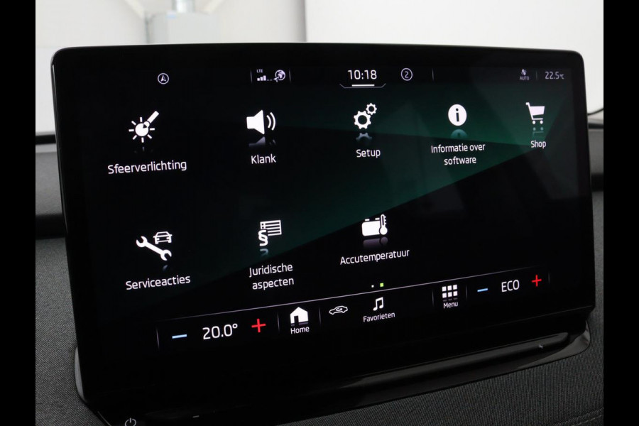 Škoda ENYAQ iV 60 | Trekhaak | Camera | Sfeerverlichting | Carplay | Full LED | Navigatie | Cruise control | Bluetooth | Parkeerhulp | DAB