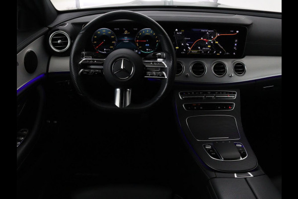 Mercedes-Benz E-Klasse 300e Business Solution AMG | Leder | Trekhaak | Stoelverwarming | 360 camera | Carplay | Sfeerverlichting | Matrix LED | Keyless | Navigatie