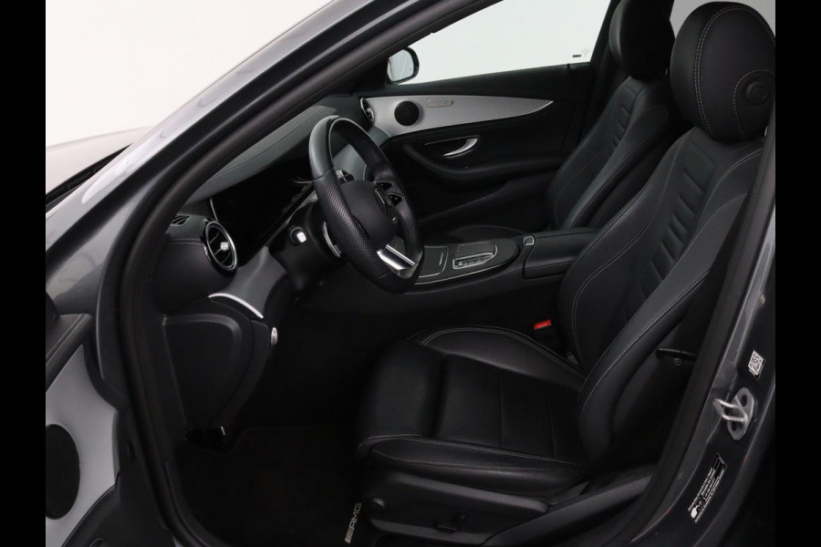 Mercedes-Benz E-Klasse 300e Business Solution AMG | Leder | Trekhaak | Stoelverwarming | 360 camera | Carplay | Sfeerverlichting | Matrix LED | Keyless | Navigatie