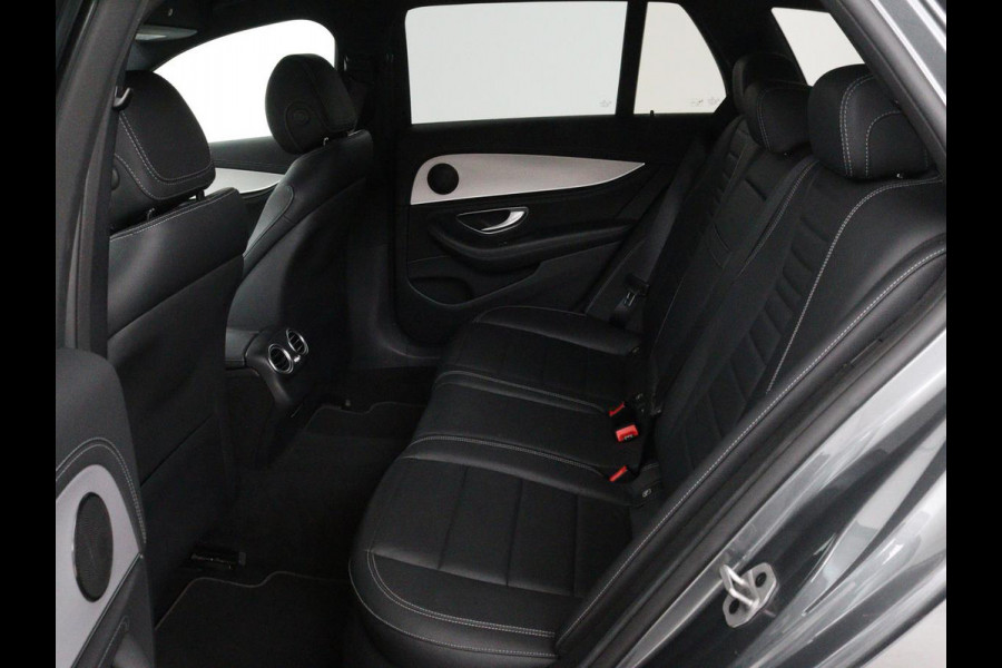 Mercedes-Benz E-Klasse 300e Business Solution AMG | Leder | Trekhaak | Stoelverwarming | 360 camera | Carplay | Sfeerverlichting | Matrix LED | Keyless | Navigatie