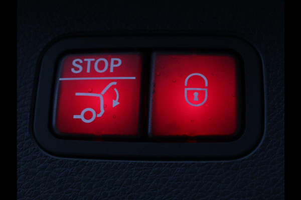 Mercedes-Benz E-Klasse 300e Business Solution AMG | Leder | Trekhaak | Stoelverwarming | 360 camera | Carplay | Sfeerverlichting | Matrix LED | Keyless | Navigatie