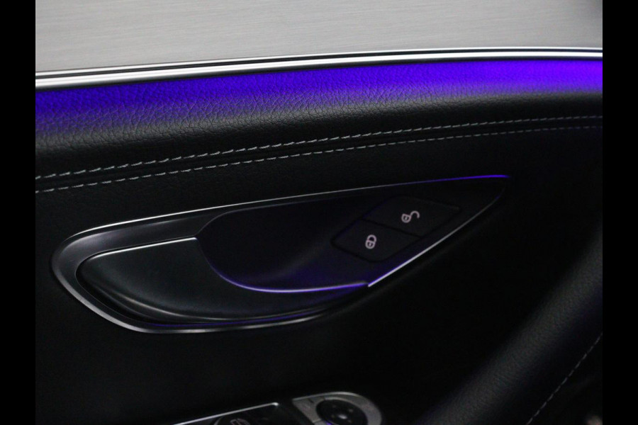 Mercedes-Benz E-Klasse 300e Business Solution AMG | Leder | Trekhaak | Stoelverwarming | 360 camera | Carplay | Sfeerverlichting | Matrix LED | Keyless | Navigatie