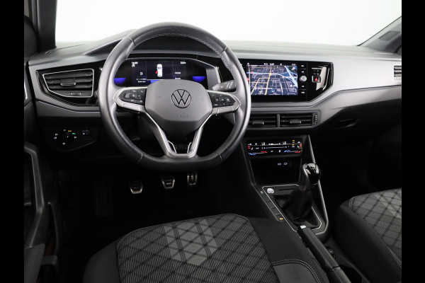 Volkswagen Taigo 1.0 TSI R-Line 110 PK | Black Style | Navigatie | Camera | Stoelverwarming | Extra getint glas