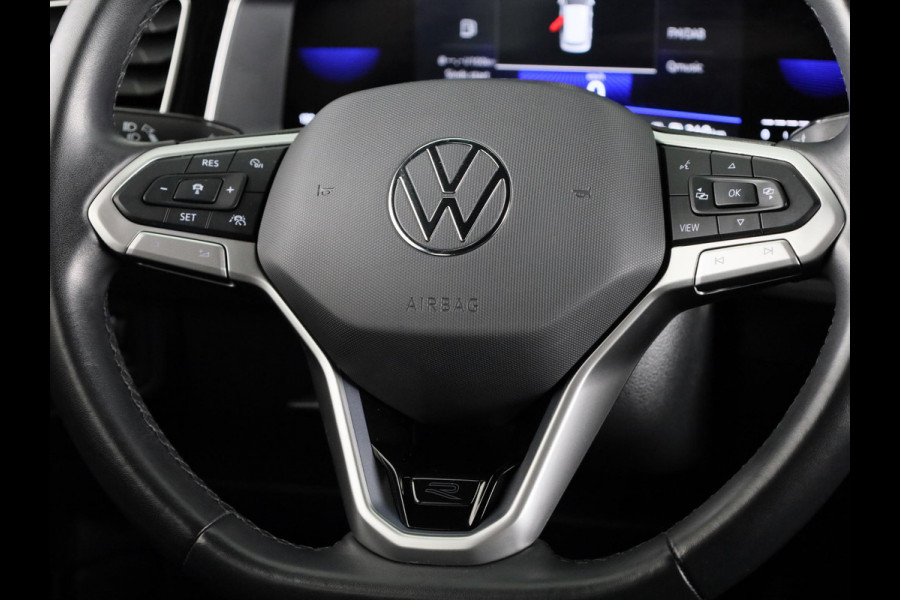 Volkswagen Taigo 1.0 TSI R-Line 110 PK | Black Style | Navigatie | Camera | Stoelverwarming | Extra getint glas