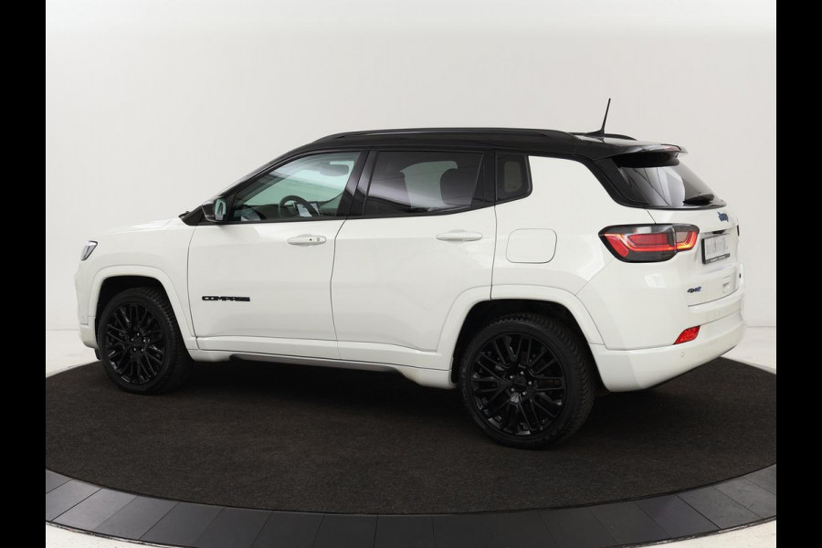 Jeep Compass 4xe 240 Plug-in Hybride Electric S | Leder | Stoel & stuurverwarming | Camera | Adaptive cruise | Carplay | Navigatie