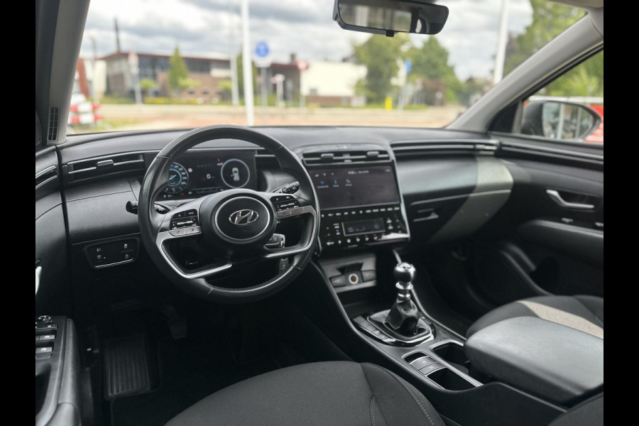 Hyundai Tucson 1.6 T-GDI MHEV i-Motion | ACHTERUITRIJCAMERA | PARKEERSENSOREN ACHTER | NAVIGATIE SYSTEEM |