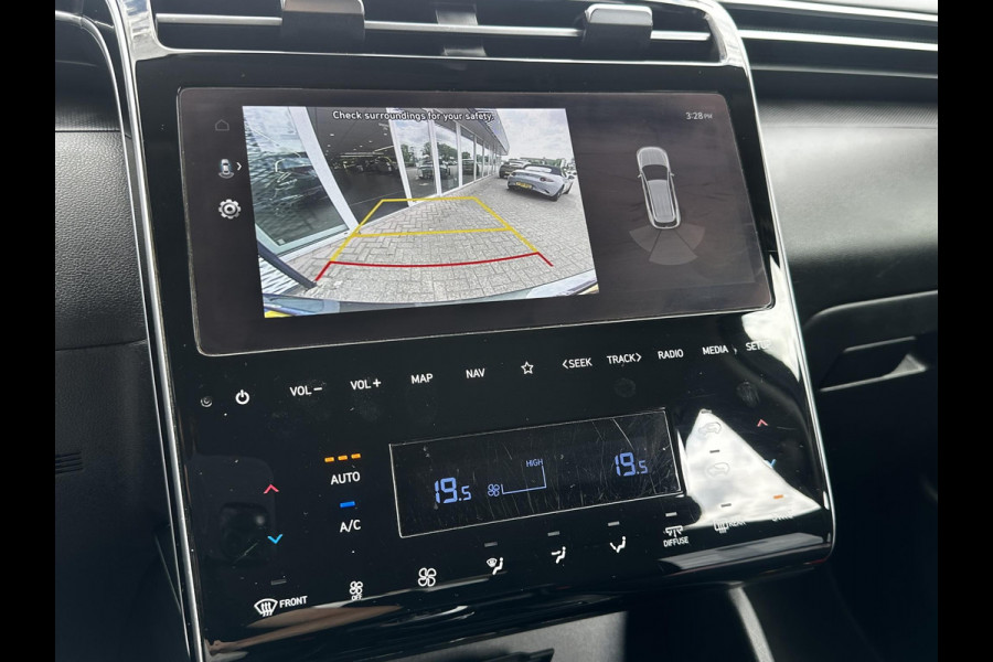 Hyundai Tucson 1.6 T-GDI MHEV i-Motion | ACHTERUITRIJCAMERA | PARKEERSENSOREN ACHTER | NAVIGATIE SYSTEEM |