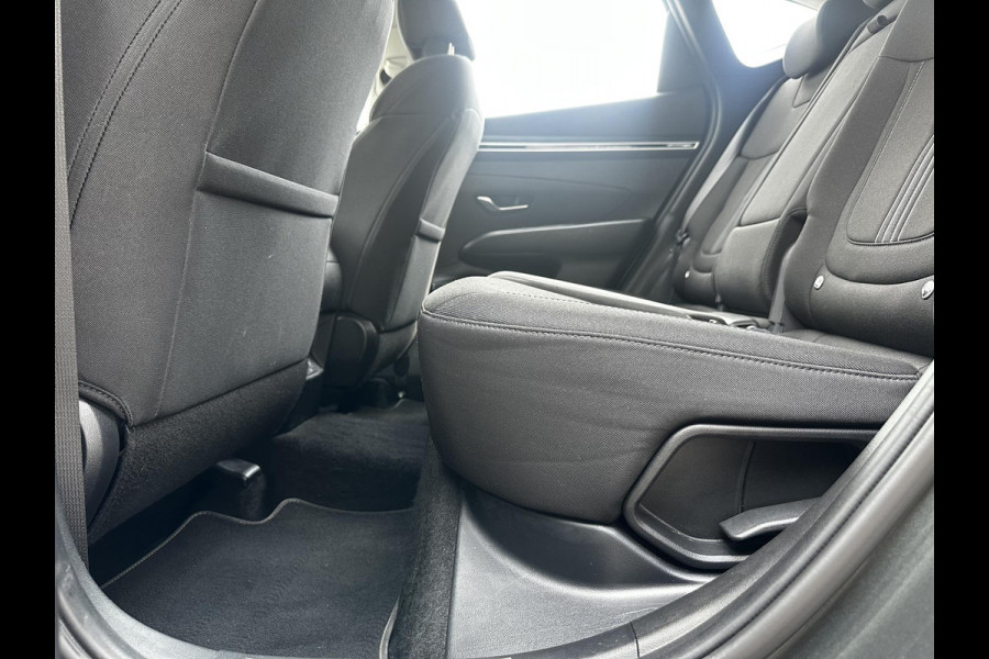Hyundai Tucson 1.6 T-GDI MHEV i-Motion | ACHTERUITRIJCAMERA | PARKEERSENSOREN ACHTER | NAVIGATIE SYSTEEM |