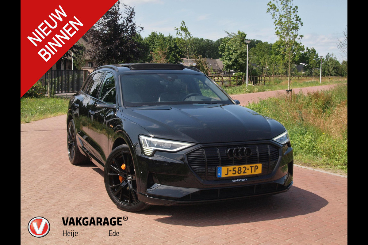 Audi e-tron e-tron 55 quattro 95 kWh | Panoramadak | 360 Camera | Apple Carplay | Bang & Olufsen | Head-Up Display | Trekhaak |